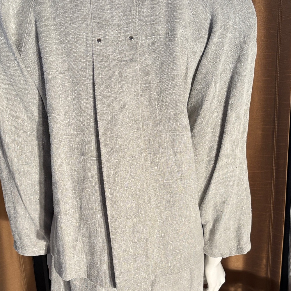 Elegant Raw Silk Tan Suit of Jacket And Shorts - Picture 5 of 7